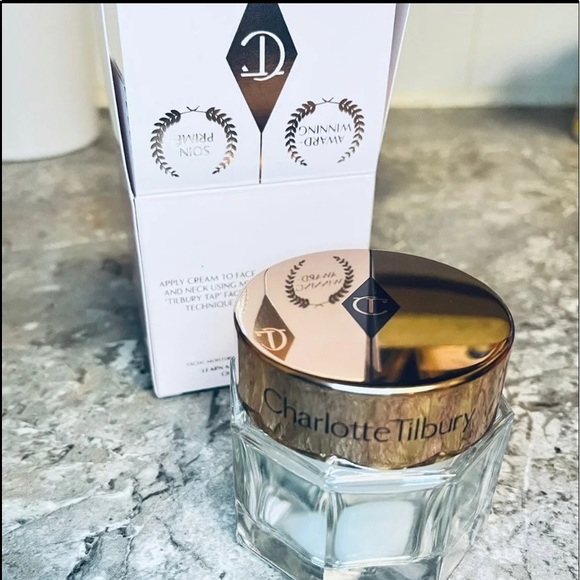 Charlotte Tilbury ✨Magic Cream✨ (1.0oz/30ml) BNIB - Picture 2 of 12